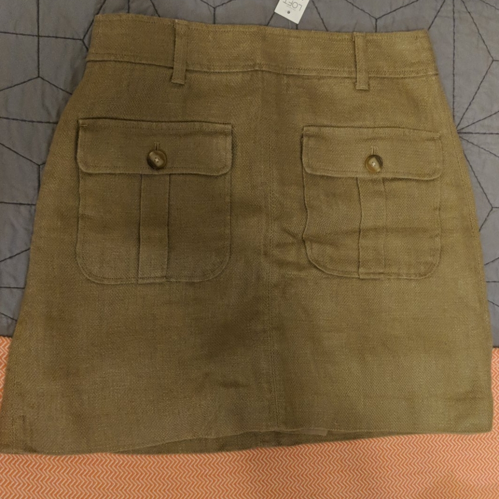 Loft Khaki Mini - NWT!